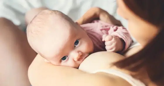 Karmienie mieszane bez chaosu - jak zacząć i chronić laktację